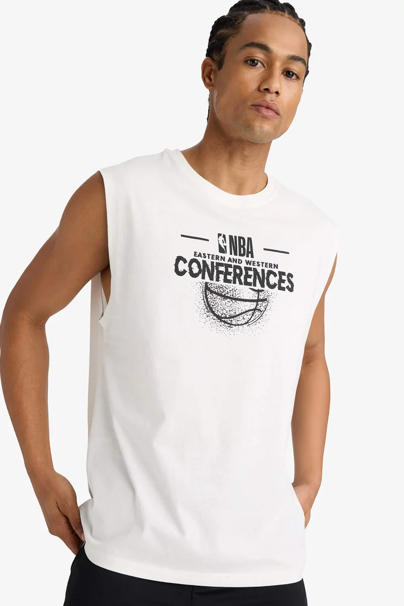 ديفاكتو Boxy Fit Crew Neck Short Sleeve NBA Licensed Tank Top