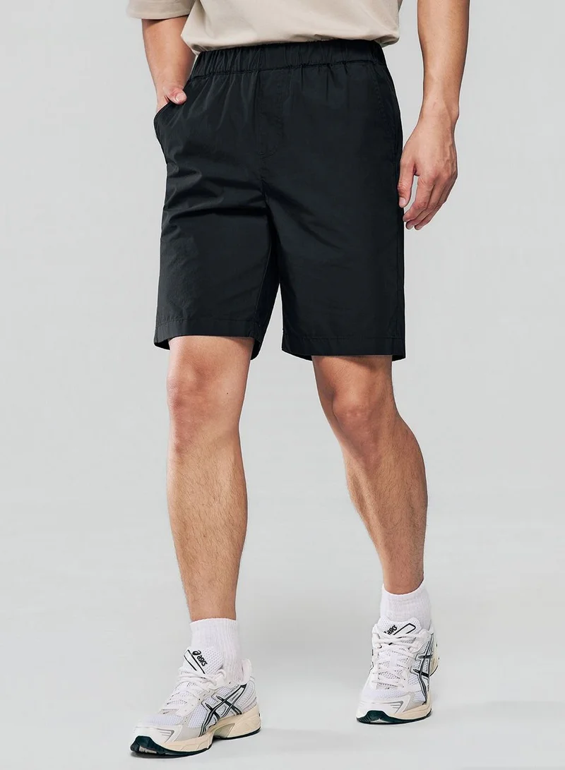 Giordano Men Regular Cotton Twill Elastic Shorts