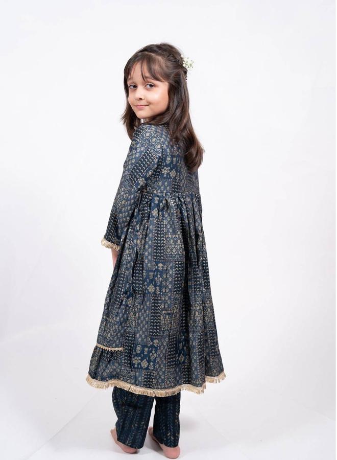 Maithili Printed Round Neck Kurta and Pants Set - Image 4