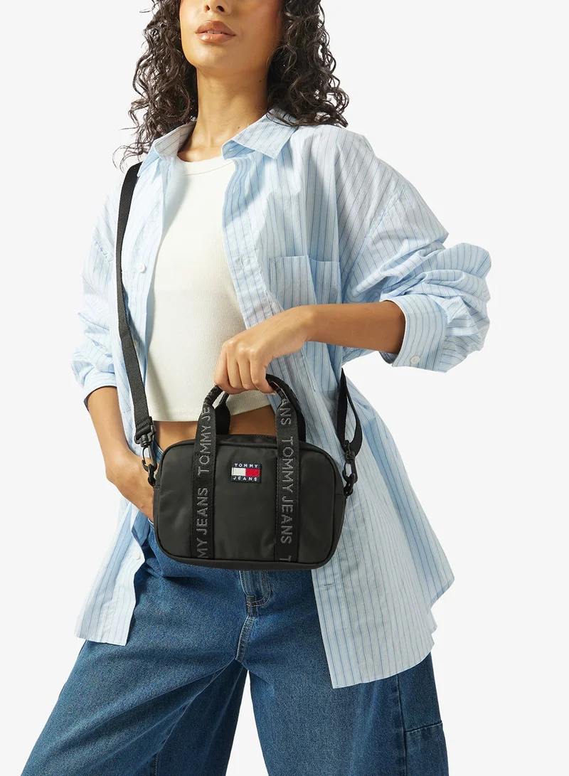 تومي جينز حقيبة سفر بمقبض علوي