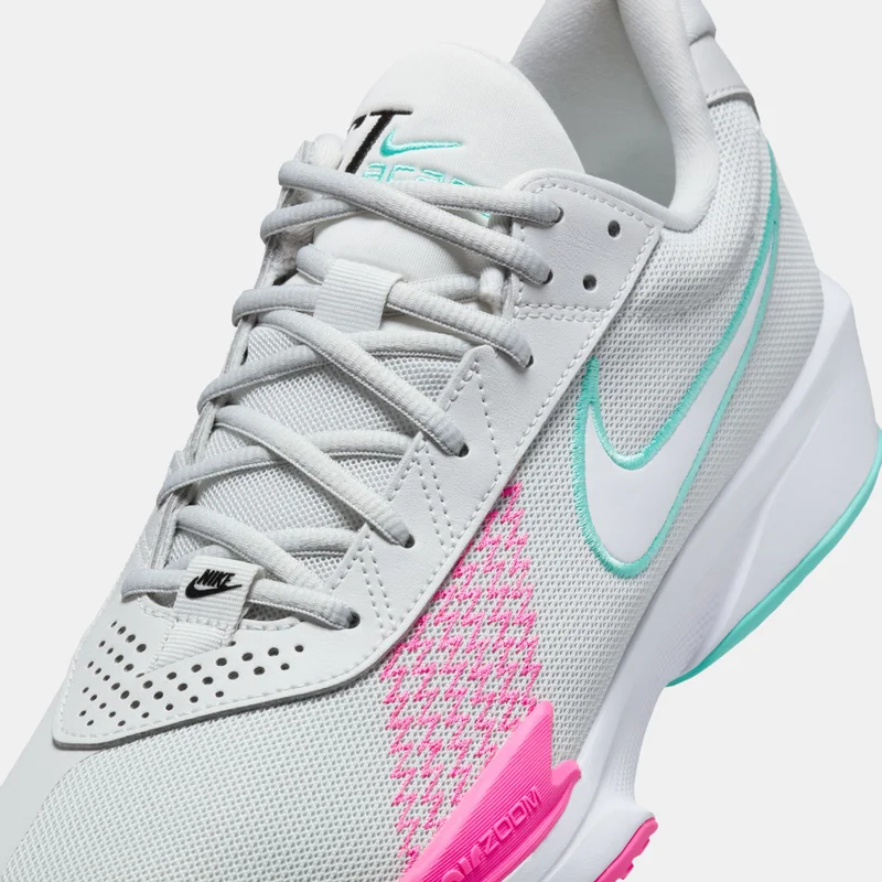 Nike Men's G.T. Cut Academy Basketball Shoes