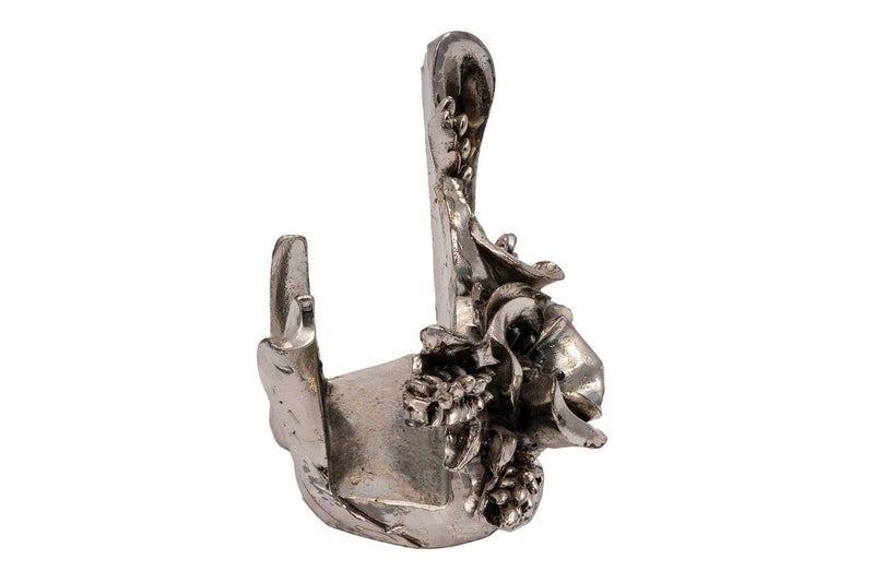 JewelandGifts Silver Plated Oxidized Napkin Holder  - Image 2