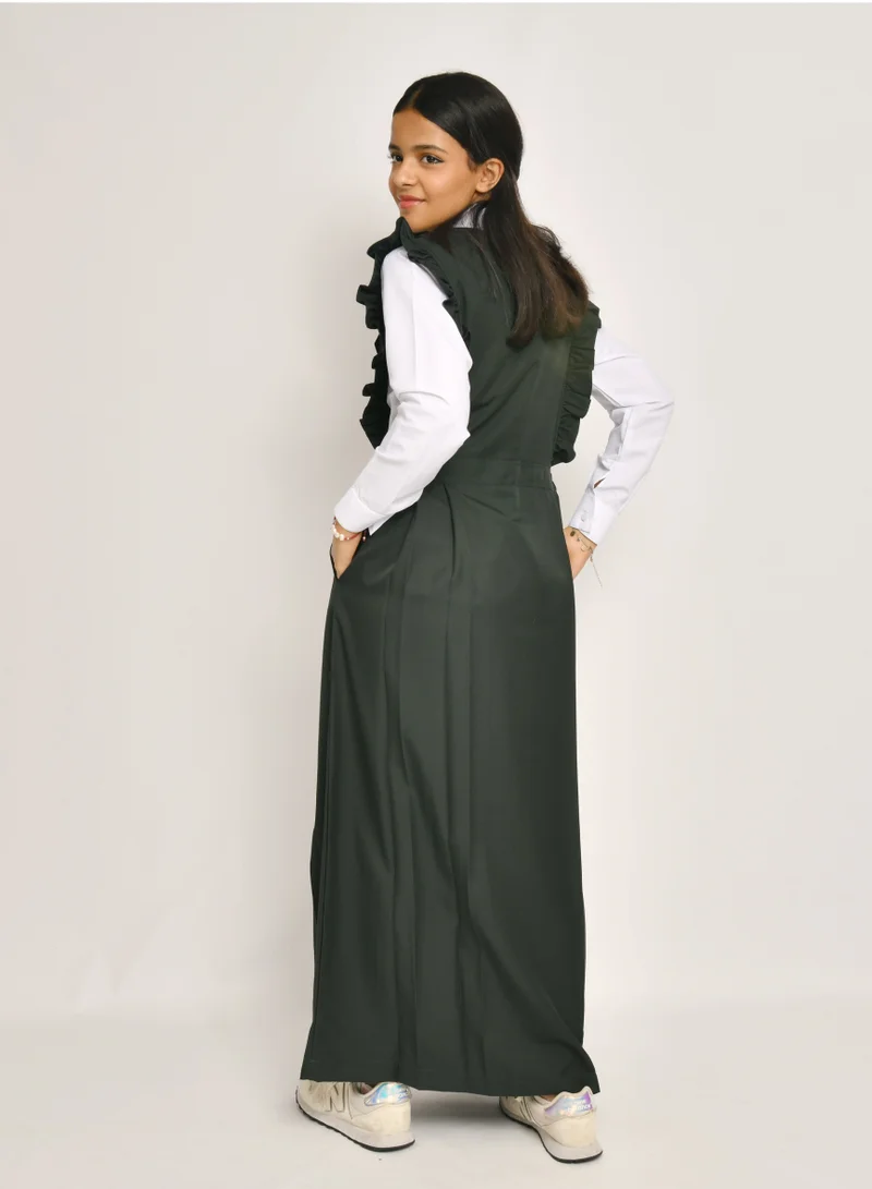 HAWRAA ABAYA Blazer collar apron with ruffles on the shoulders and side pleats at the bottom