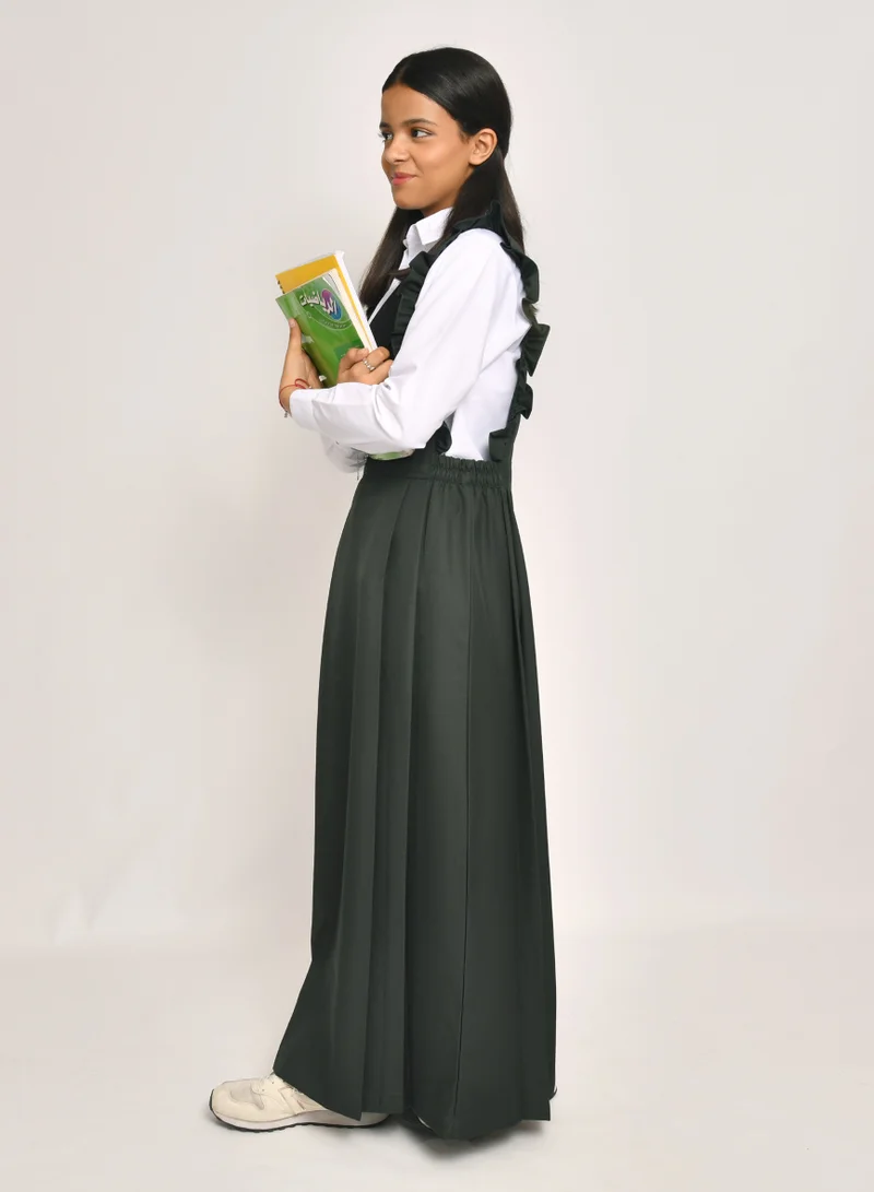 HAWRAA ABAYA Blazer collar apron with ruffles on the shoulders and side pleats at the bottom