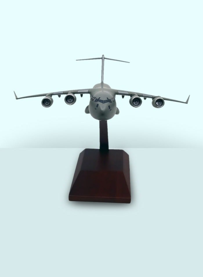 فايتر جيفتس C-17 UAE Air Force Model 1:200 Scale - Image 3