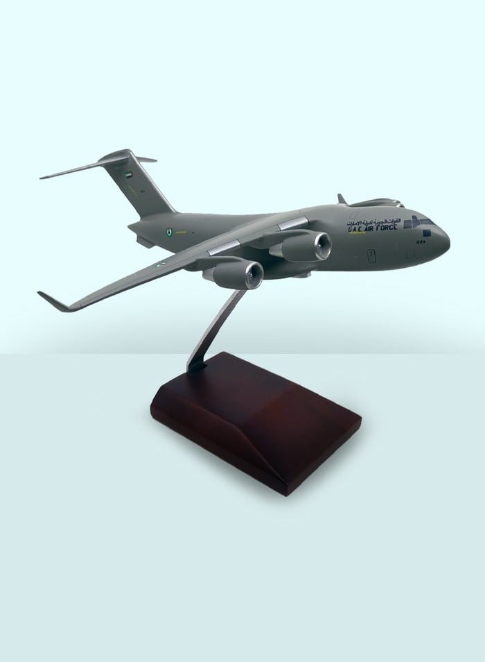 فايتر جيفتس C-17 UAE Air Force Model 1:200 Scale - Image 2