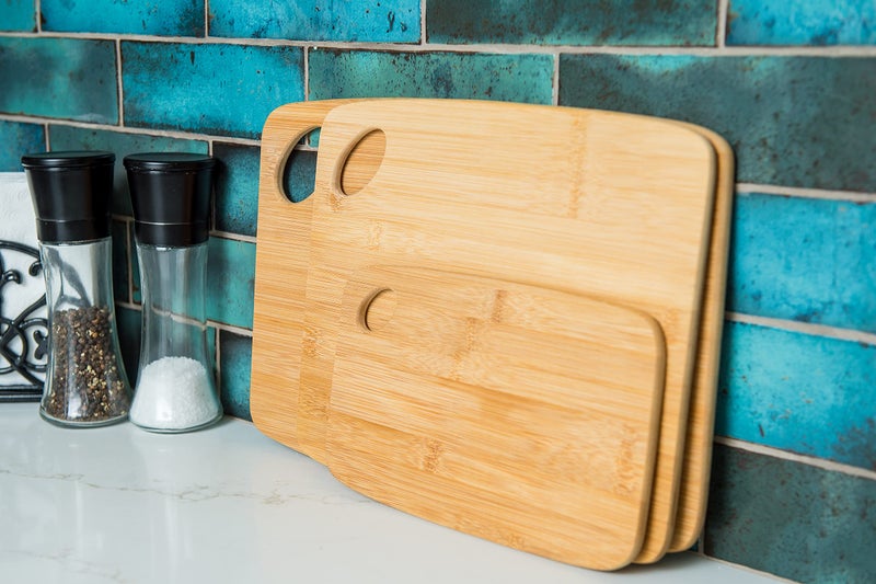 Lipper International Bamboo Wood Thin Cutting Board with Oval Hole in Corner, Assorted Sizes, Set of 3 - Image 4