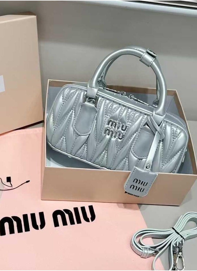 Miu Miu Miu Miu 
