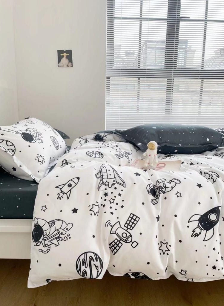 Soft and Durable King Size Duvet Cover Set 6 PCS Stylish Comfortable Bedding Set Ultra Soft Comfy Bedding Collection With 1 Duvet Cover 1 Fitted sheet and 4 Pillowcases