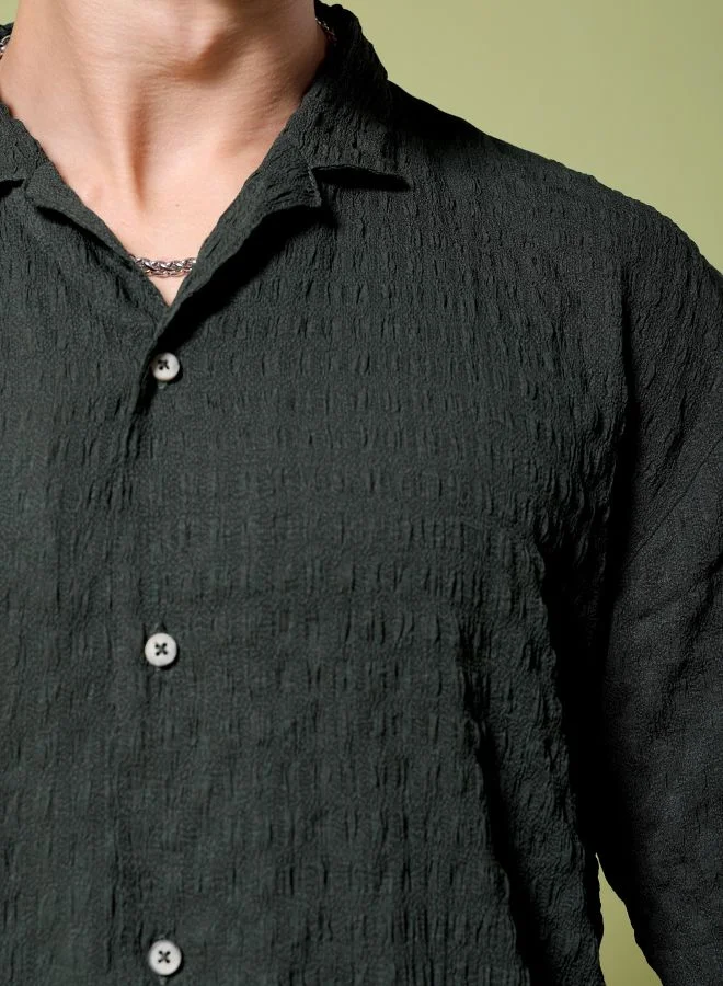 شركة المرآب الهندية Men Relaxed Fit Self Design Half Sleeves Cuban Collar Resort Wear Shirt