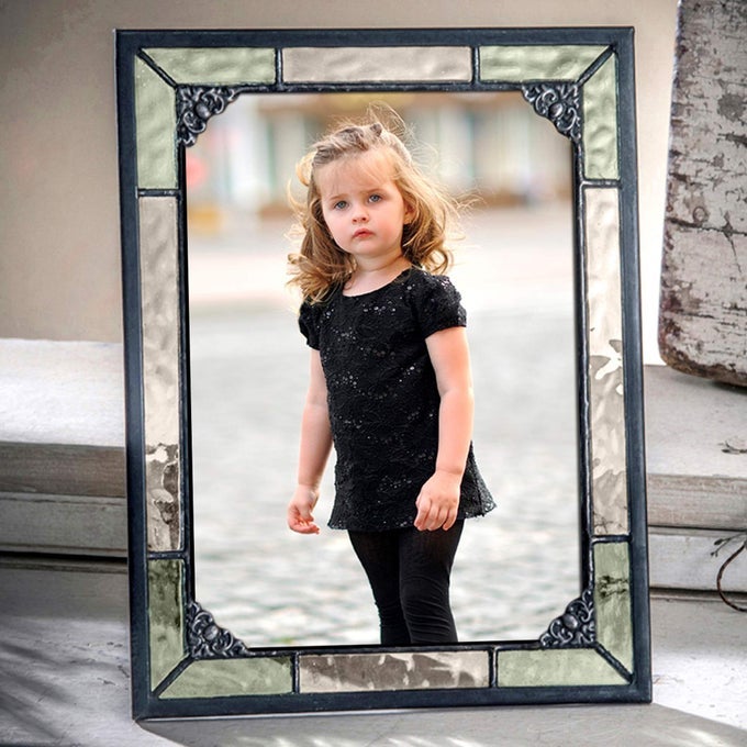 J DEVLIN 5X7 VINTAGE GREEN STAINED GLASS PICTURE FRAME HORIZONTAL OR VERTICAL PHOTO DISPLAY HANDCRAFTED DECORATIVE GLASS FRAME WITH ANTIQUE CHARCOAL PATINA