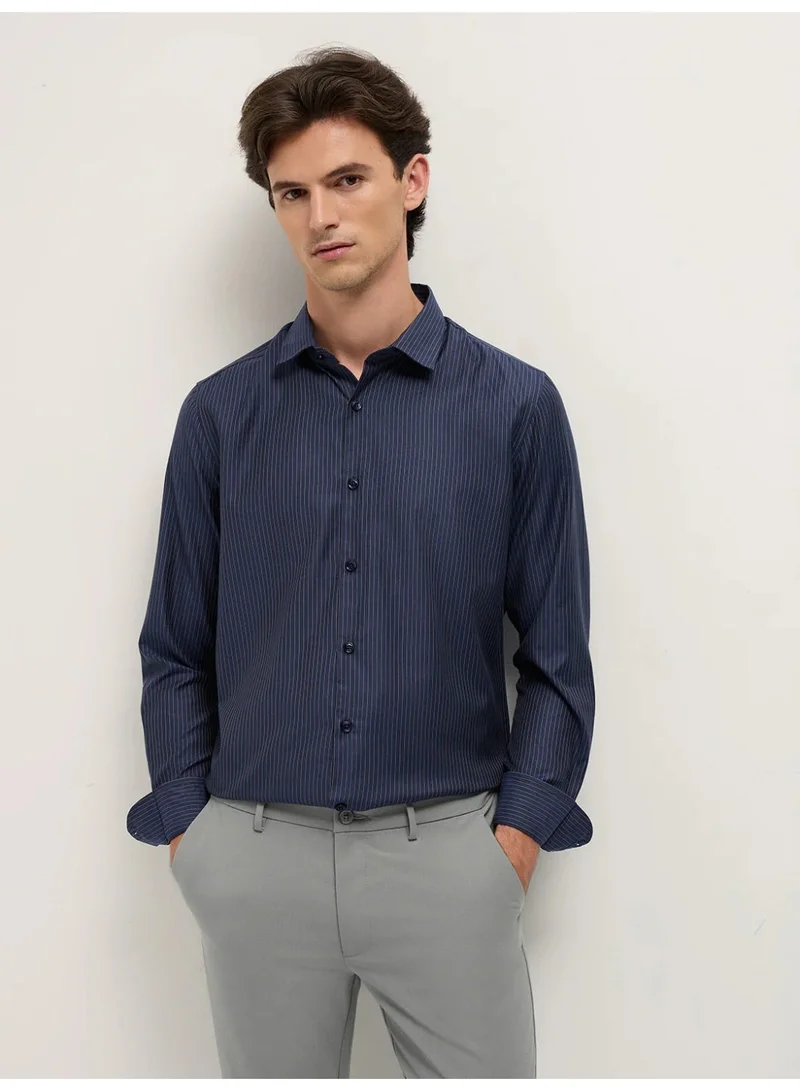 Men’s Long Sleeve Shirt – Classic, Comfortable and Stylish Essential for Work, Travel or Casual Outings