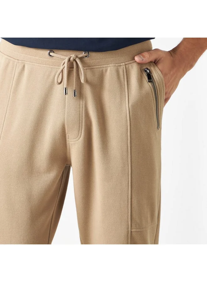 Iconic Iconic Solid Joggers with Drawstring Closure and Pockets