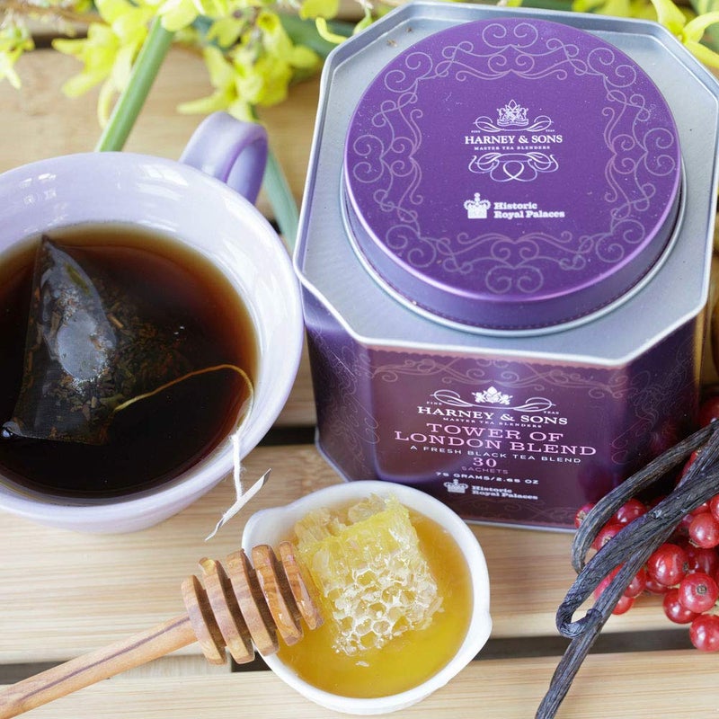 Harney & Sons Tower of London Black Tea with Vanilla, Black Currant, Caramel, and Honey | 30 sachets, Historic Royal Palaces Collection - Image 3