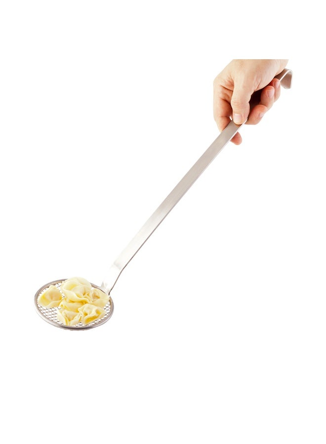 Restaurantware Met Lux 4 Inch Frying Skimmer, 1 Corrosion-Resistant Wire Skimmer - Mesh Scoop, Long Handle, Stainless Steel Deep Fryer Ladle, Durable, For Catching Food And Releasing Oil - Image 2