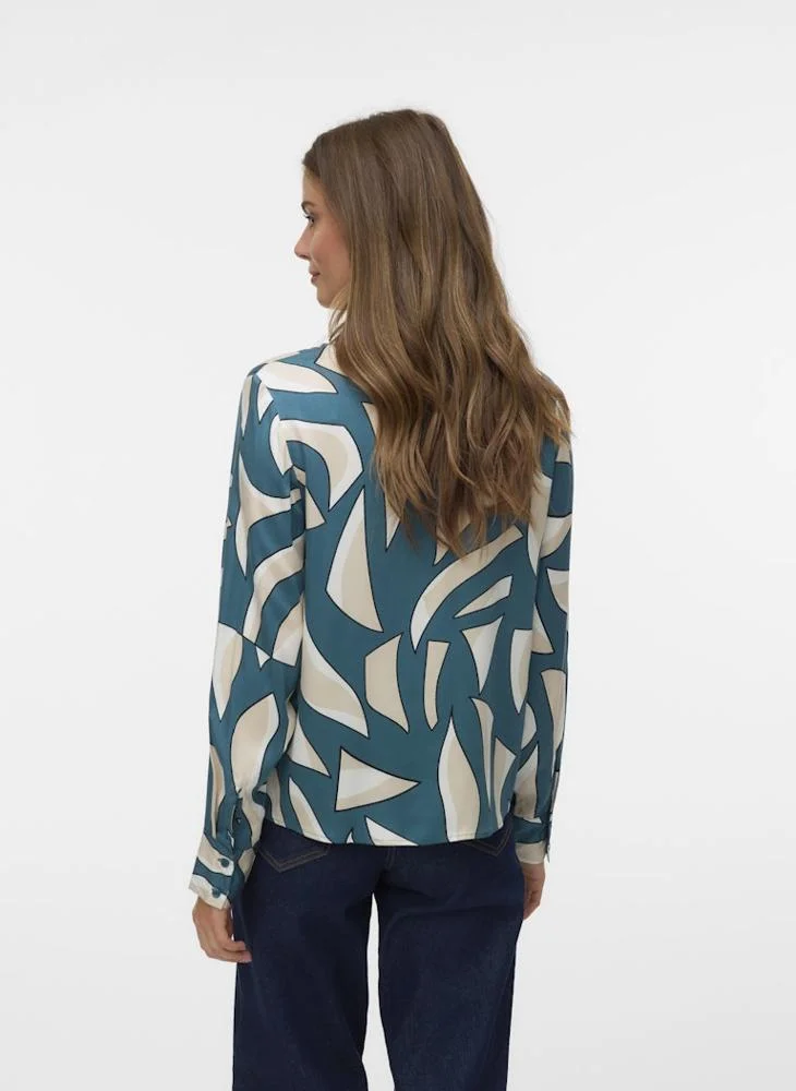 فيرو مودا قميص في إم سيندي ريجينا بأكمام طويلة