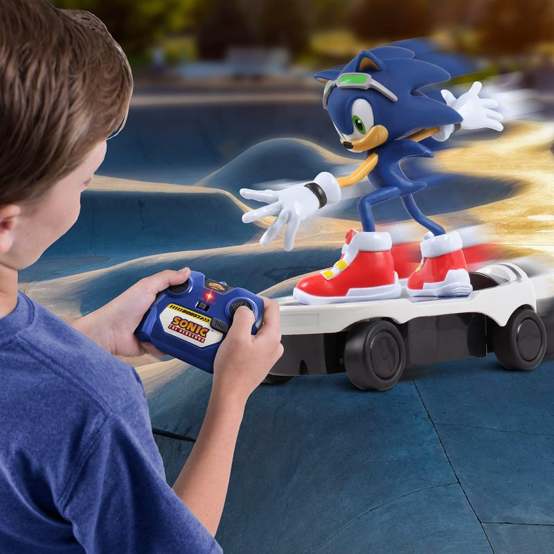 NKOK Sonic NKOK Free Rider R/C, Turbo Boost Feature: Goes from Fast to Super-Fast, Allows Children to Pretend to Drive and Have Fun at The Same Time, for Ages 6 and up - Image 4