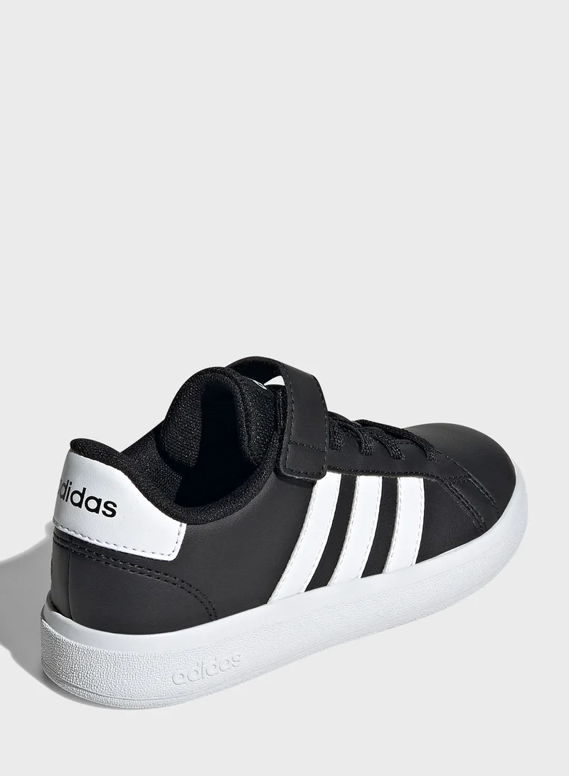 adidas حذاء Grand Court ذو رباط مطاطي وحزام علوي