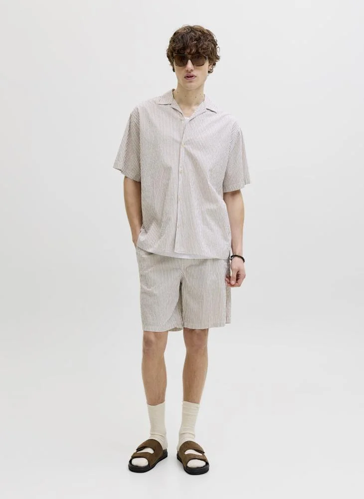 JACK & JONES  Short sleeve loose fit shirt for Men | Best Price UAE