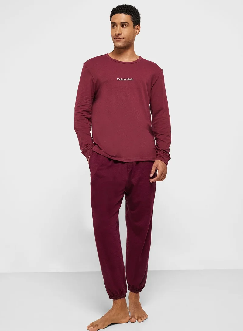 CALVIN KLEIN Logo Crew Neck T-Shirt And Jogger Set