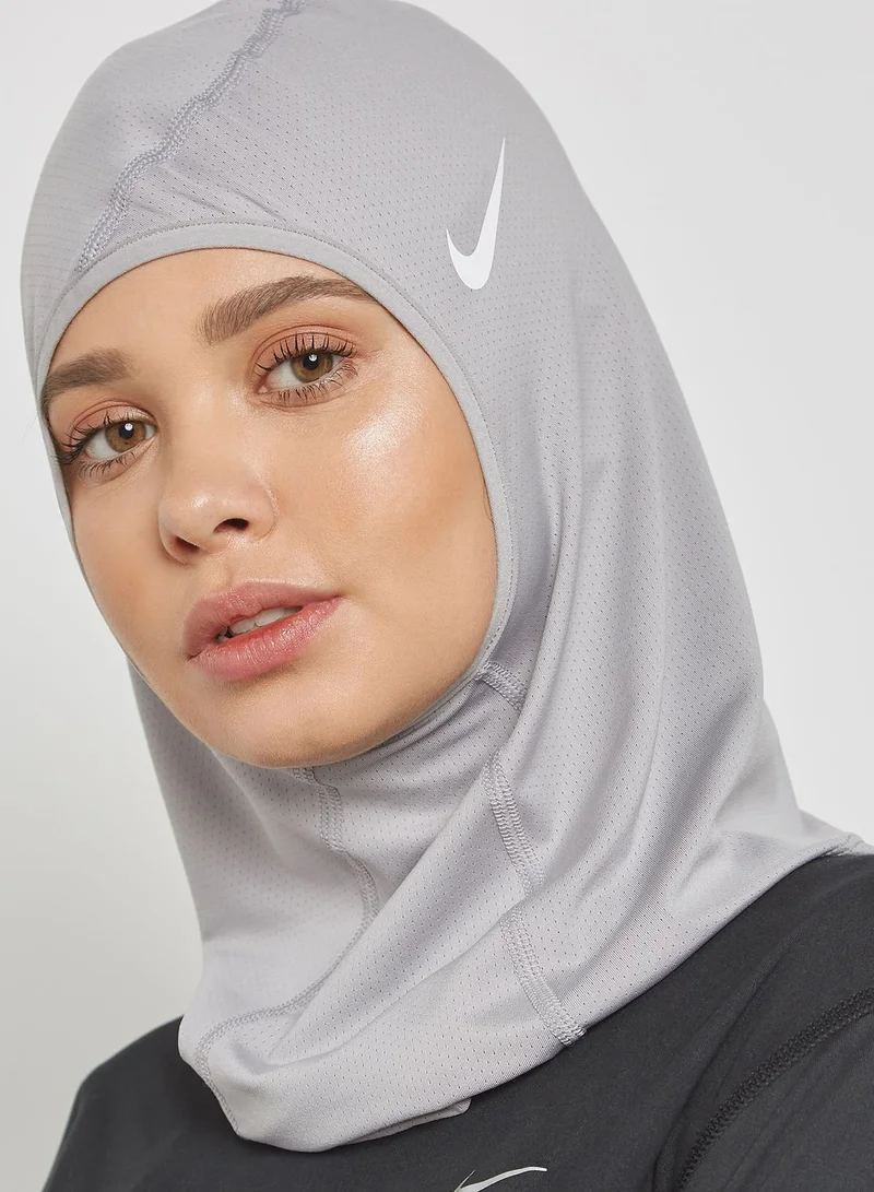 Nike Pro Hijab