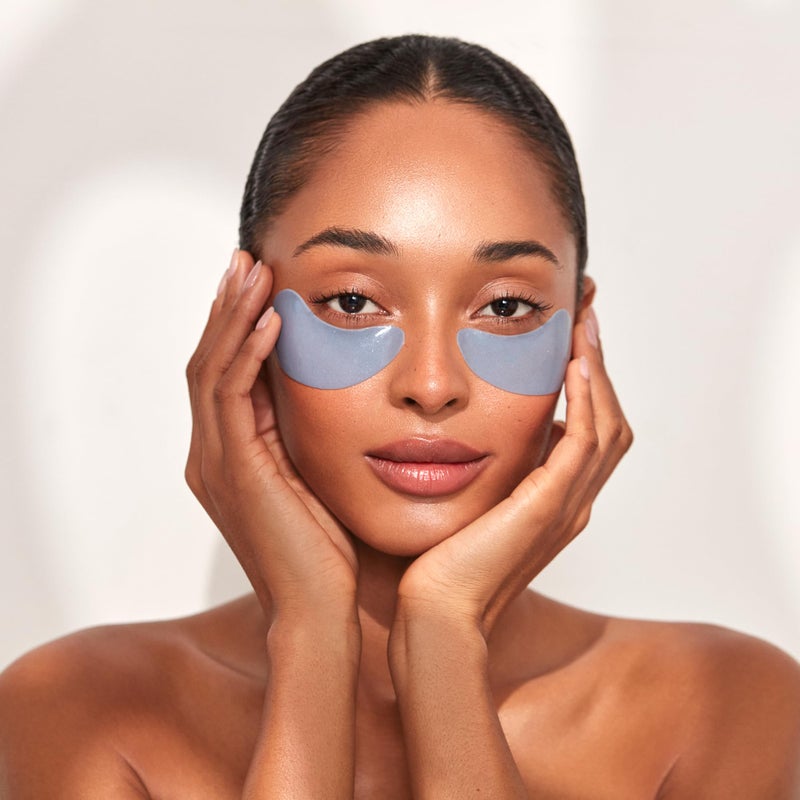 111SKIN قناع العين 111SKIN للتخلص من الانتفاخ، لاصقات مرطبة تحت العين للعيون المنتفخة والهالات السوداء مع مستخلص الطحالب، فيتامين E ومركب الببتيد، تركيبة مغذية للتجاعيد والانتفاخ، 8 أزواج، أزرق - Image 3