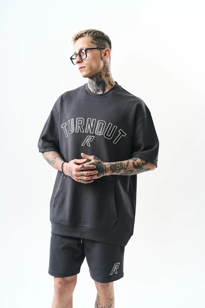 RESPIRE Turnout Embroidered Interlock Oversize Shorts Set, Smoked Grey (Füme)