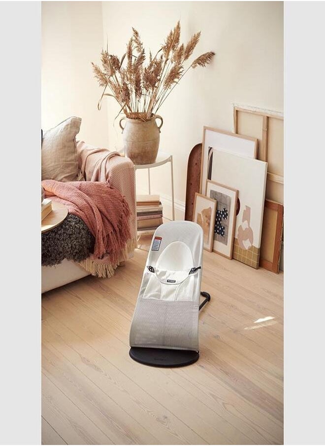 StarKids - Comfortable And Soothing Baby Bouncers - Image 1