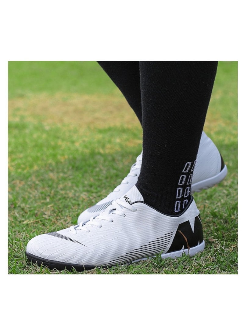 New Comfortable Football Shoes for Men And Women - pzsku/Z9AC1F7C6FA031512B2A8Z/45/_/1701757708/6c10446d-766f-4489-9ac2-1e3bea21973a