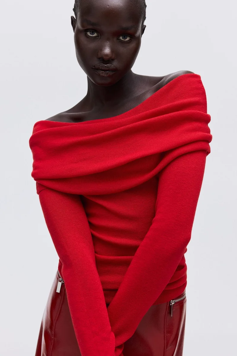 H&M Off-the-shoulder jumper