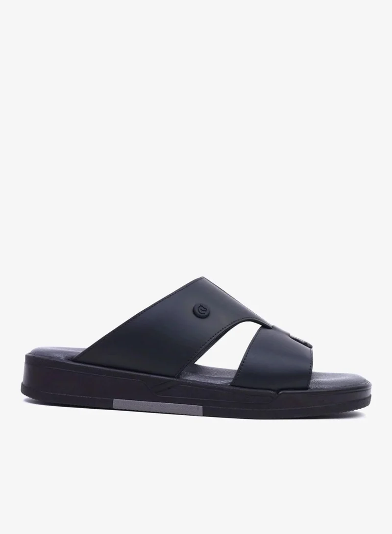 UOMO CAVALIER Men's Leather Sandals with Cut-Out Detail Black