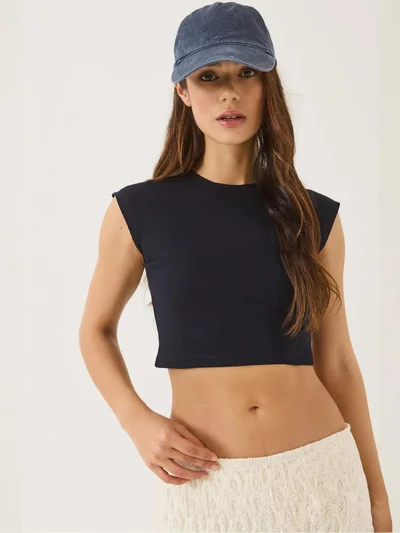 Bianco Lucci LUCCI Crew Neck Crop T-Shirt
