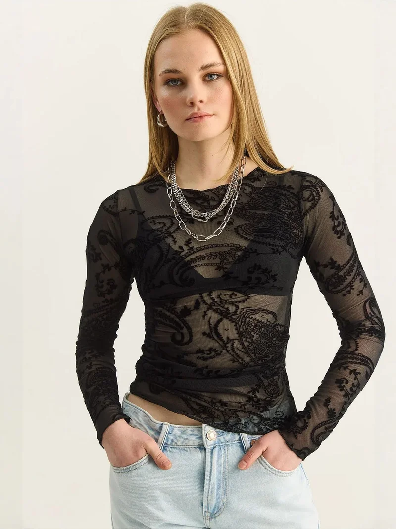 Bianco Lucci LUCCI Slim Fit Cut Out Paisley Blouse