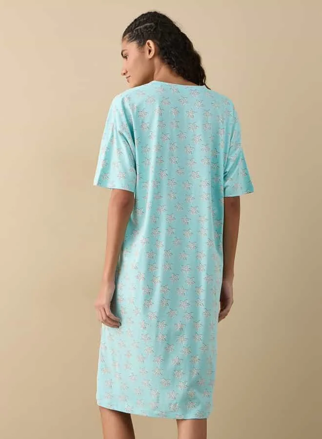 Splash FAV Printed Sleepshirt with V-neck and Short Sleeves