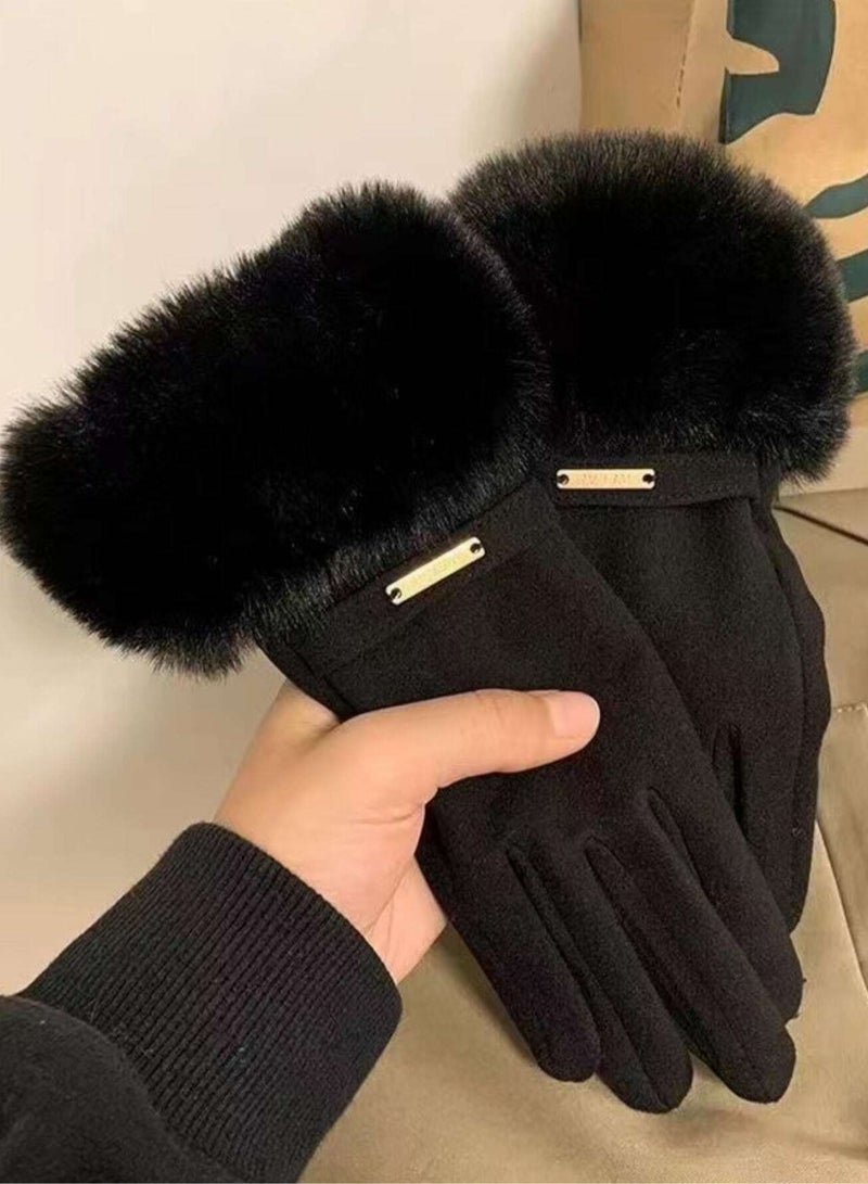 Women's winter gloves with faux fur cuffs to add a distinctive touch in the winter - Image 3
