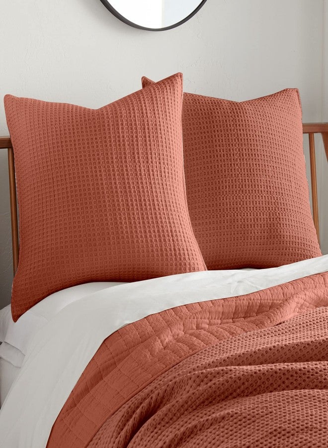 ليفتيكس هوم ليف تكس هوم - ميلز وافل - غطاء وسادة أوروبي (طقم من قطعتين) - لون أدوبي - مقاس غطاء الوسادة (26 × 26 بوصة)، بدون حشوة - Image 2