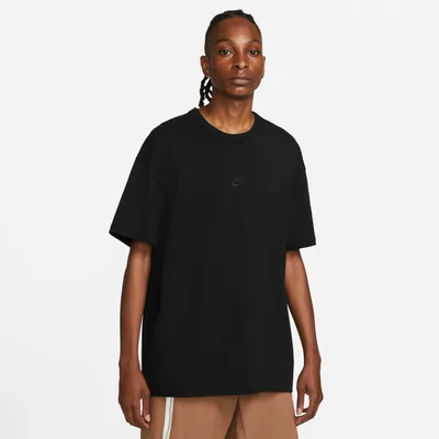 Nike Men's Sportswear Premium Essentials T-Shirt