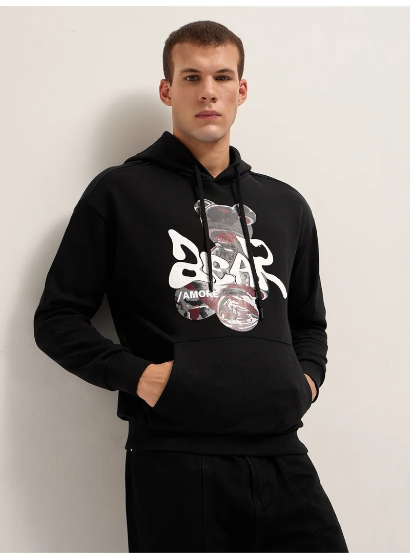 ذا بير هاوس Men's Hoodie for Casual, Daily, or Outdoor Wear – Classic and Comfortable Style Suitable for Travel, Lounging, or Everyday Use in Any Season