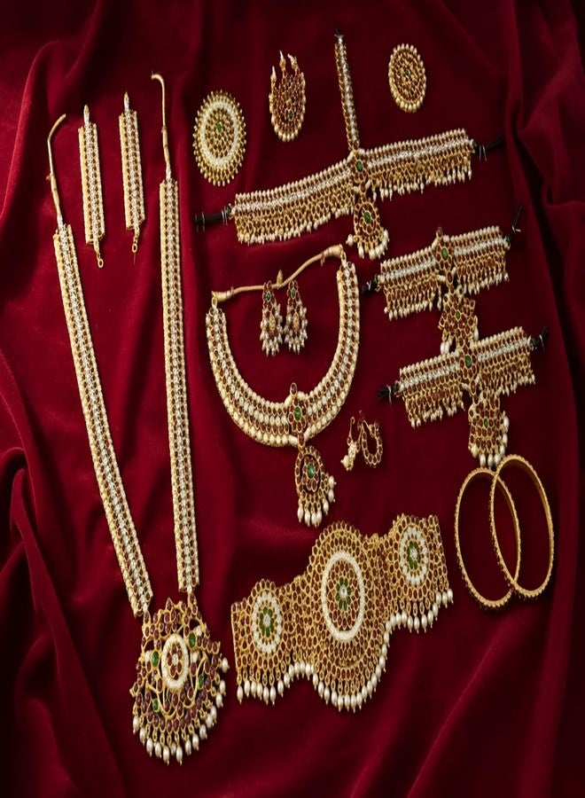 طقم مجوهرات معبد بهاراتاناتيام وكوتشيبودي التقليدي من GVG | نحاس مطلي بالذهب مع أحجار كيمب خضراء وحمراء | طقم كامل من 10 قطع من إكسسوارات الرقص الكلاسيكي للنساء - Image 3