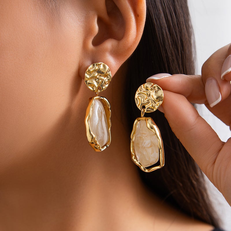 SHIXIN European and American Cross-Border Accessories: French-Style Metallic Earrings with Pearls and Square Pleated Design - Image 3