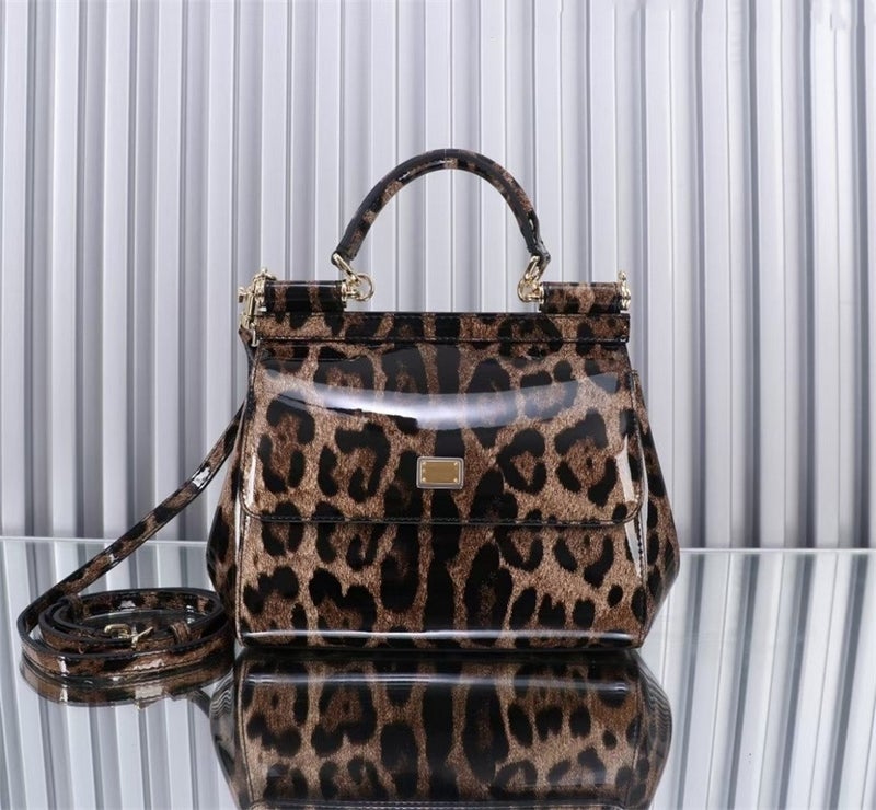 Sicilian Leopard Print Genuine Patent Leather Crossbody Bag, Bag, Fashionable And Versatile Handbag, Flap Shoulder Bag, Light Luxury Retro - Image 1