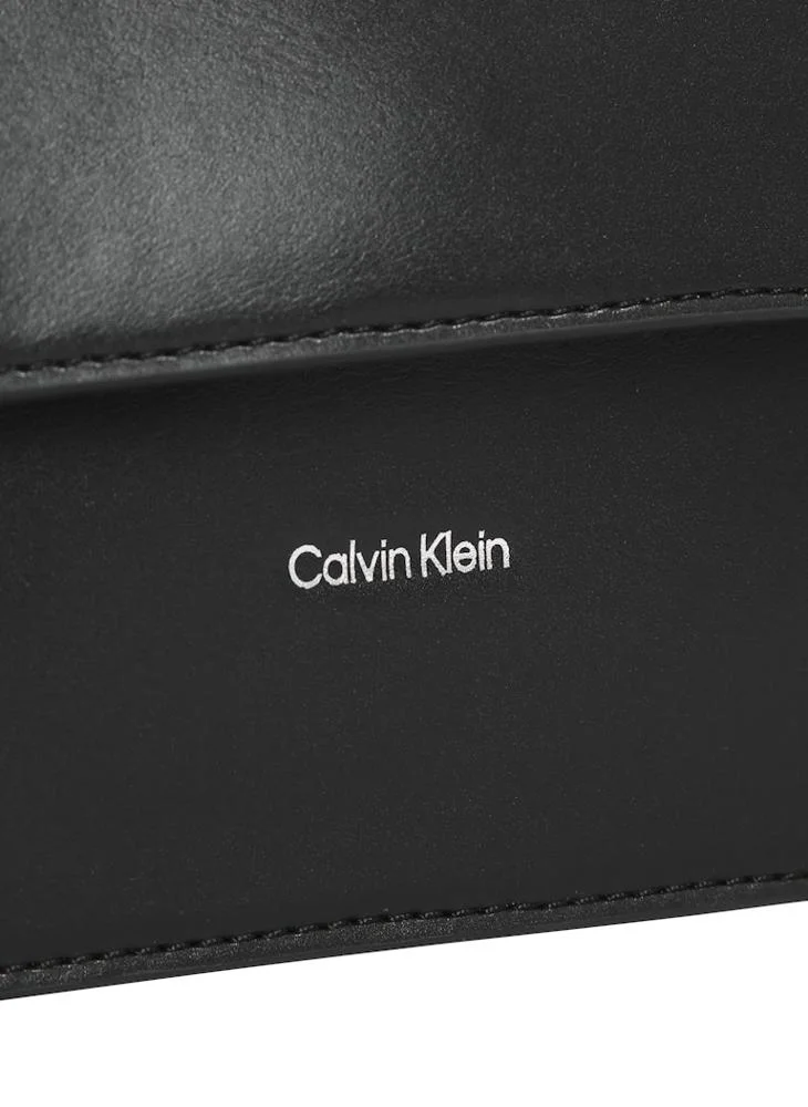 CALVIN KLEIN TOP HANDLE CROSSBODY BAG