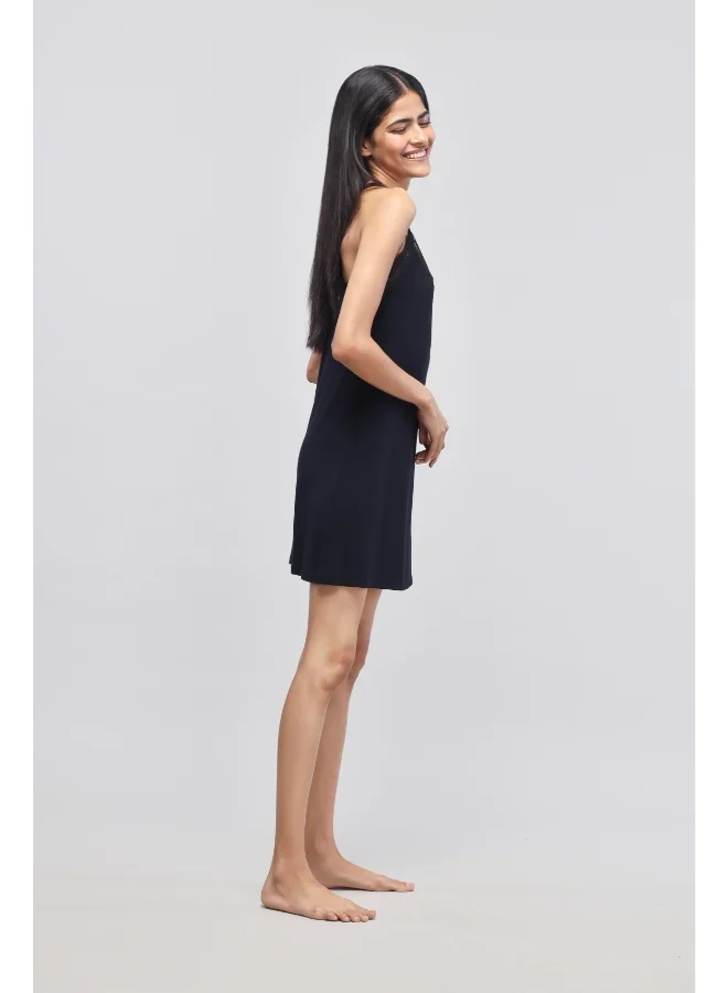 نسيسيرا Delicate Black Lace Short Dress