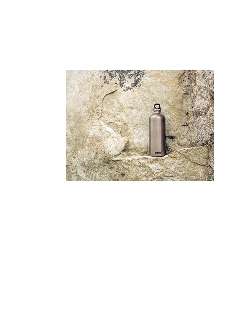 SIGG - Aluminium Water Bottle - Traveller Smoked Pearl - Climate Neutral Certified - Suitable For Carbonated Beverages - Leakproof - Lightweight - BPA Free - Smoked Pearl - 1 L - Image 2