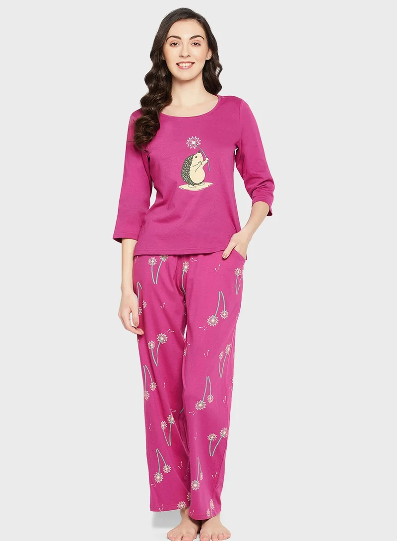 Clovia Crew Neck Graphic Top & Printed Pyjama Set