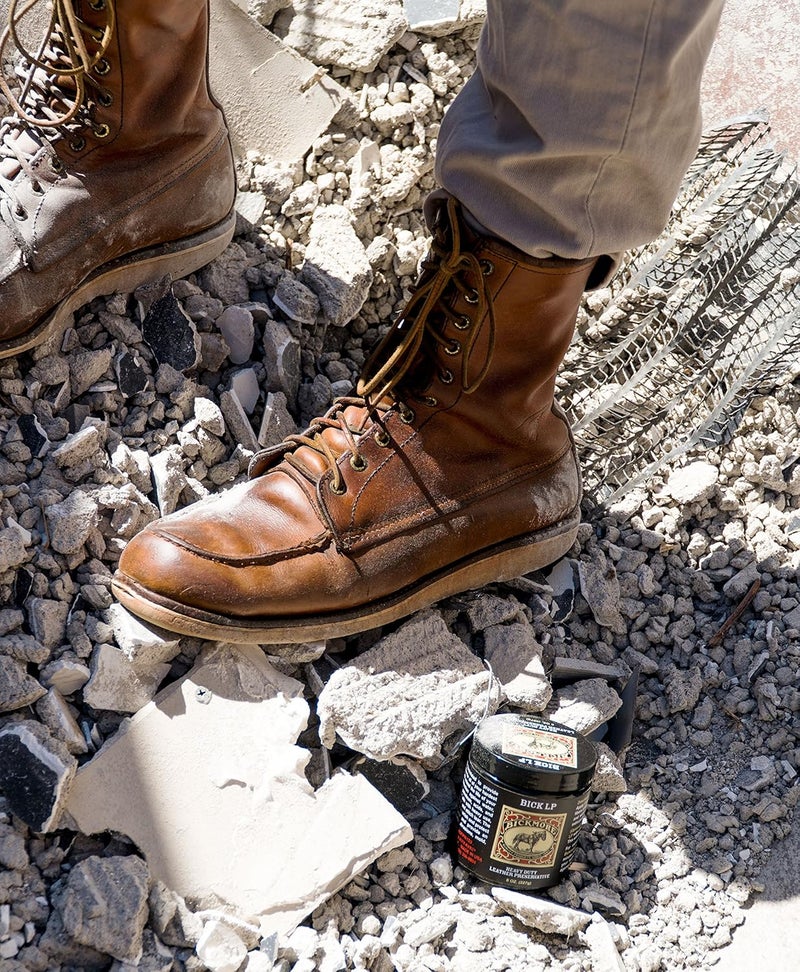 Bickmore Heavy Duty Leather Preservative 8oz - Image 4