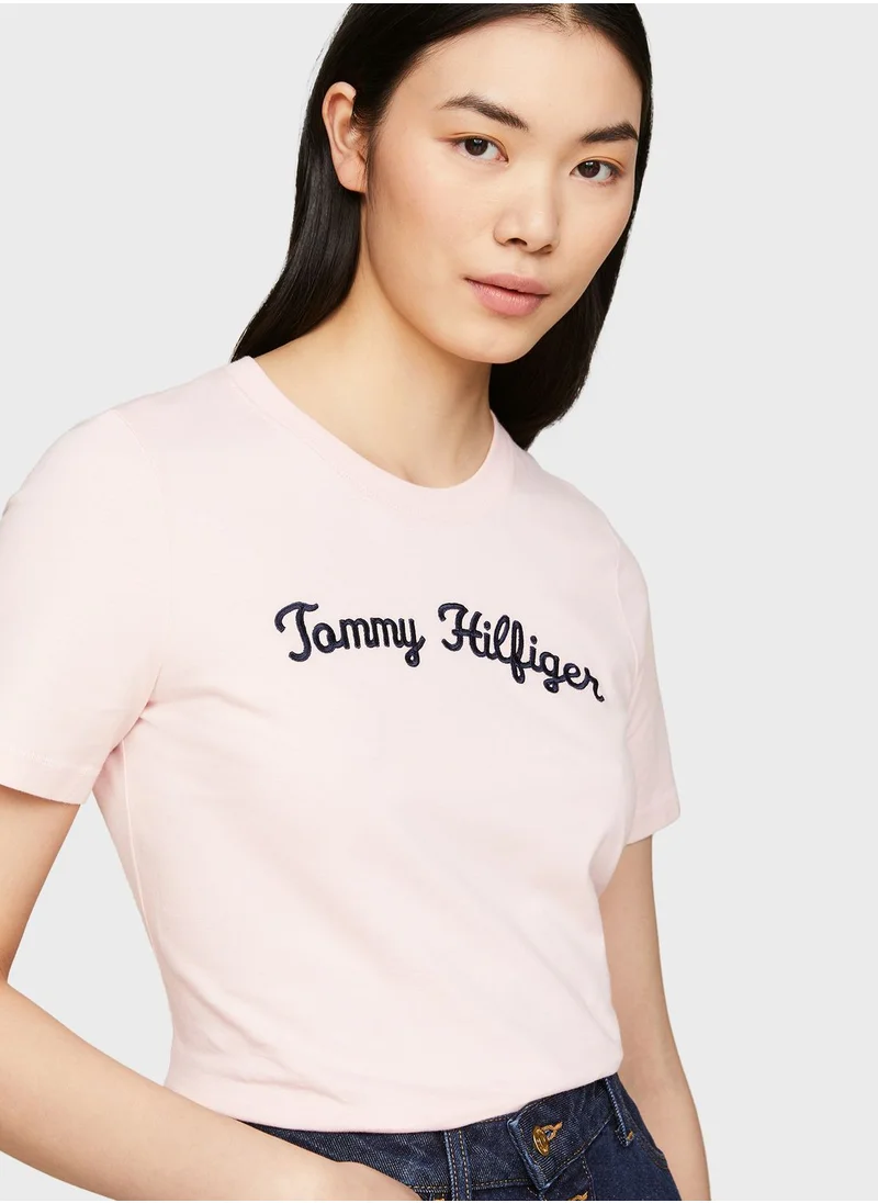 TOMMY HILFIGER Crew Neck Logo Detail T-Shirt