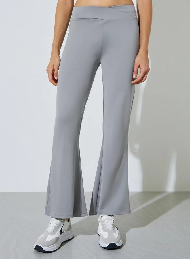 ستايلي Grey Broad Waistband Flared Leggings
