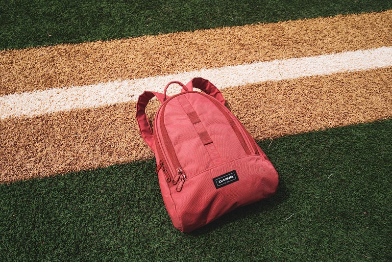 Dakine Cosmo 6.5L - Black - Image 4