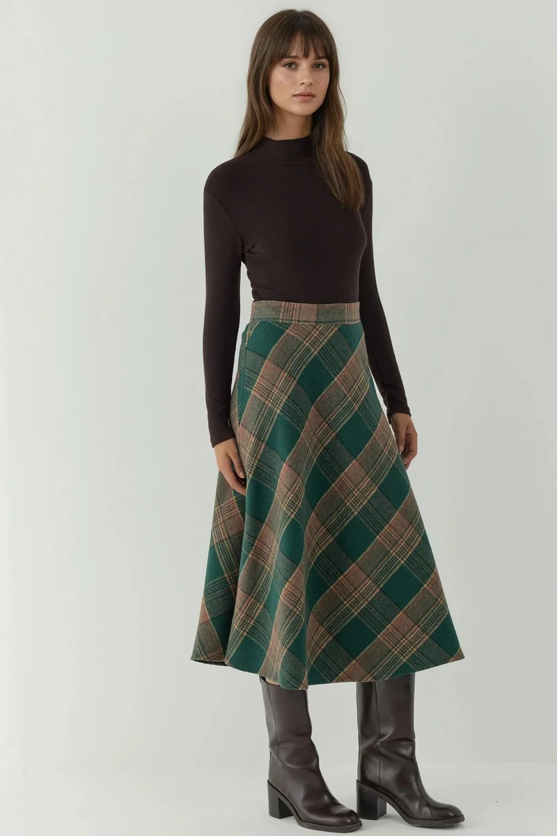 Hiccup Maxi A-Line Skirt with Zipper Closure